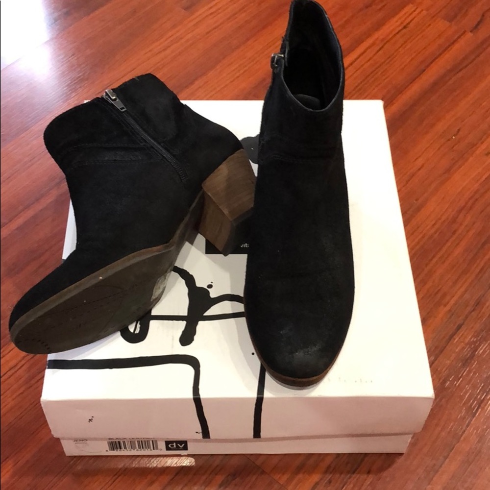 Dolce Vita Jeno Black leather suede booties